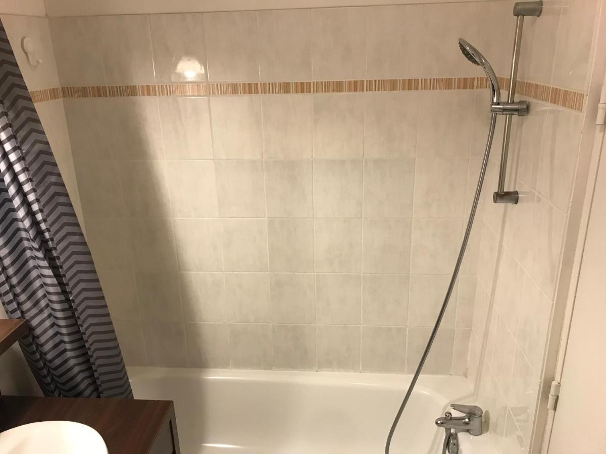 Studio 22M2 Rer Val D'Europe A 150M /Disney-Paris Montevrain Luaran gambar