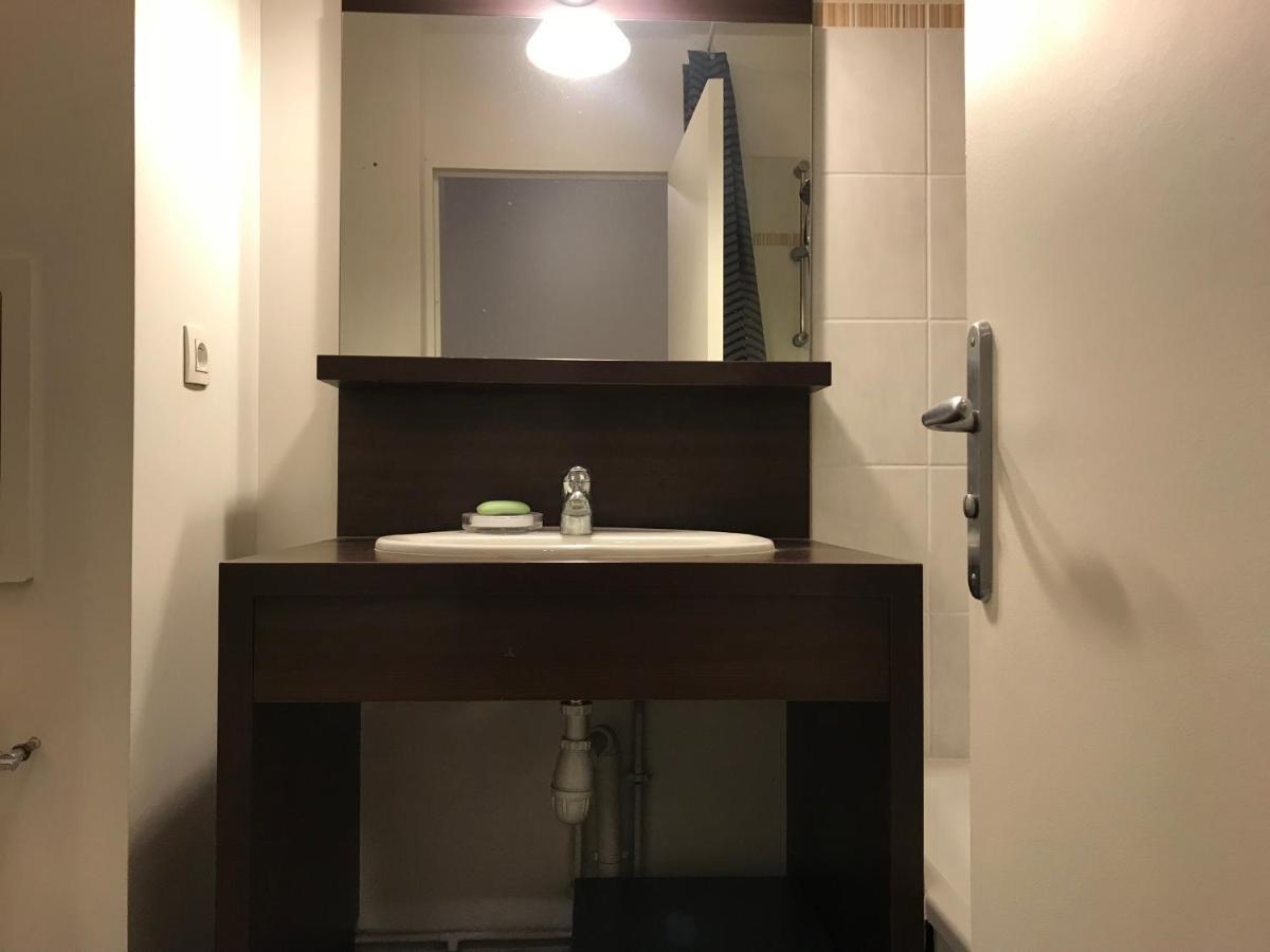 Studio 22M2 Rer Val D'Europe A 150M /Disney-Paris Montevrain Luaran gambar